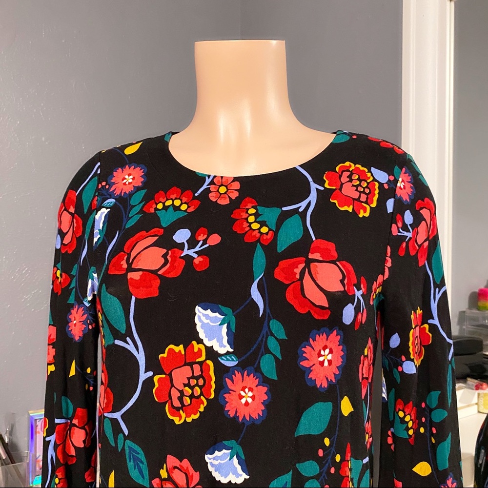 LOFT FLORAL DRESS - Picture 2 of 10